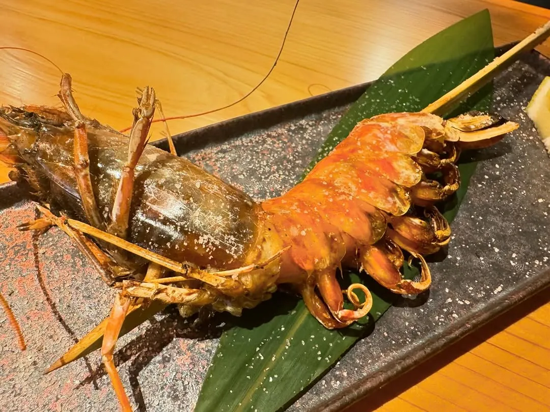 炭火で香ばしく焼いた大海老